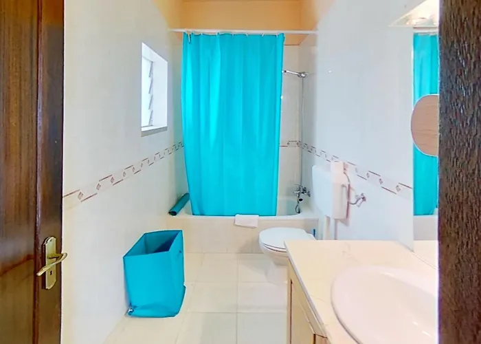 T1 Almisa Centro Historico